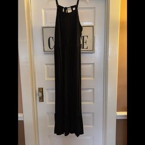 Old Navy size large Maxi Dress with tie key hole back.  One of my favorites!!!